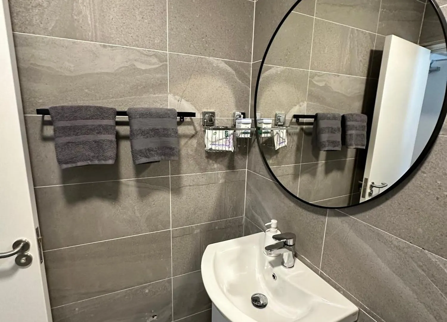 Modern City Centre Apartment Dublin Ireland